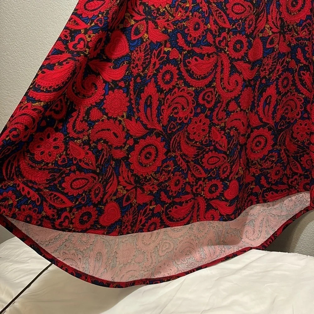 NWT LulaRoe Carly XS Dress Red and Blue Paisley - Picture 4 of 7